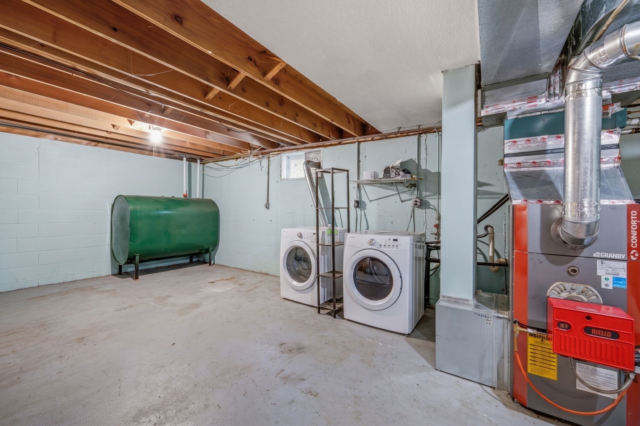 118-120 Edinboro St # 118 Property Photo 24