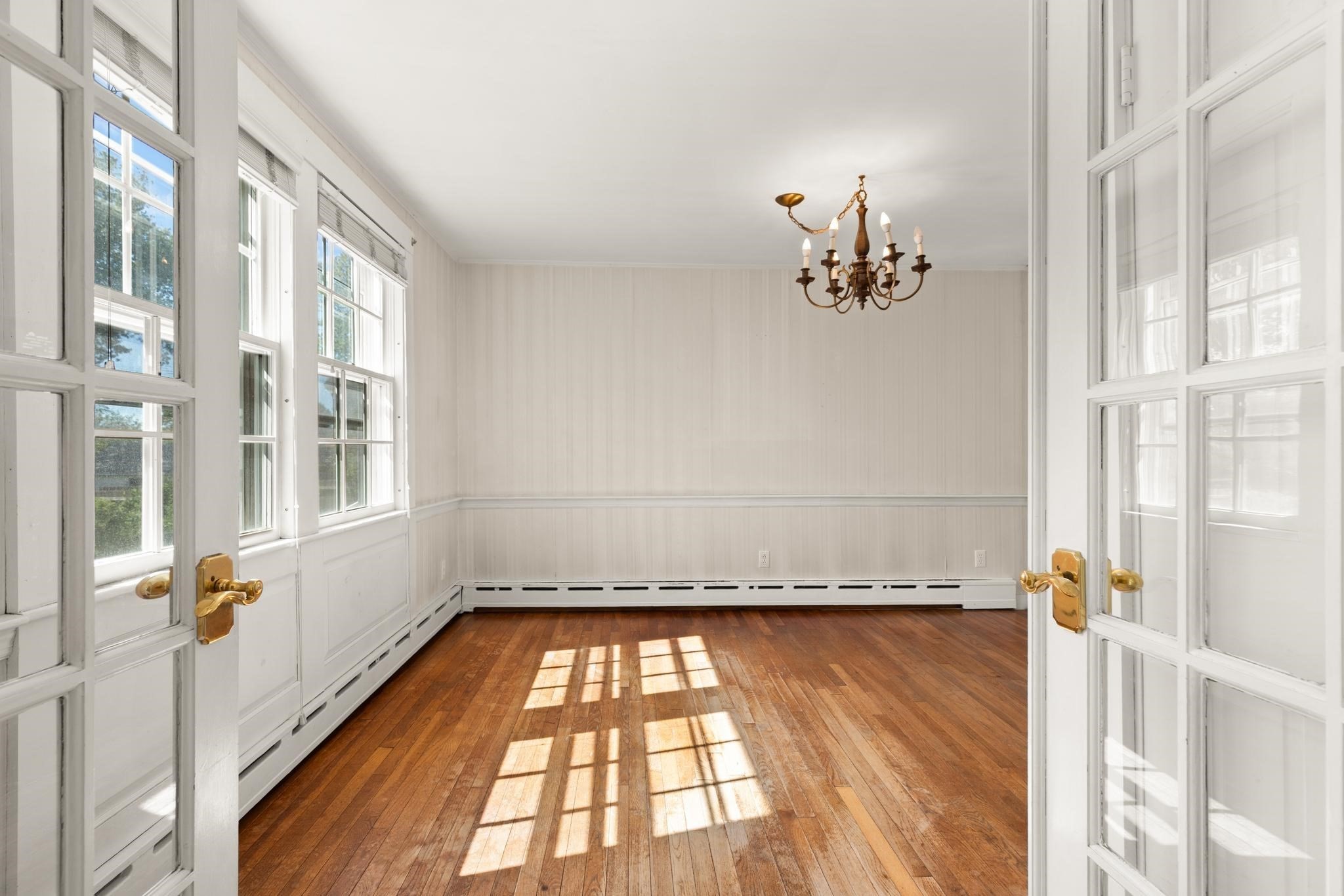 19 Highland St Property Photo 16