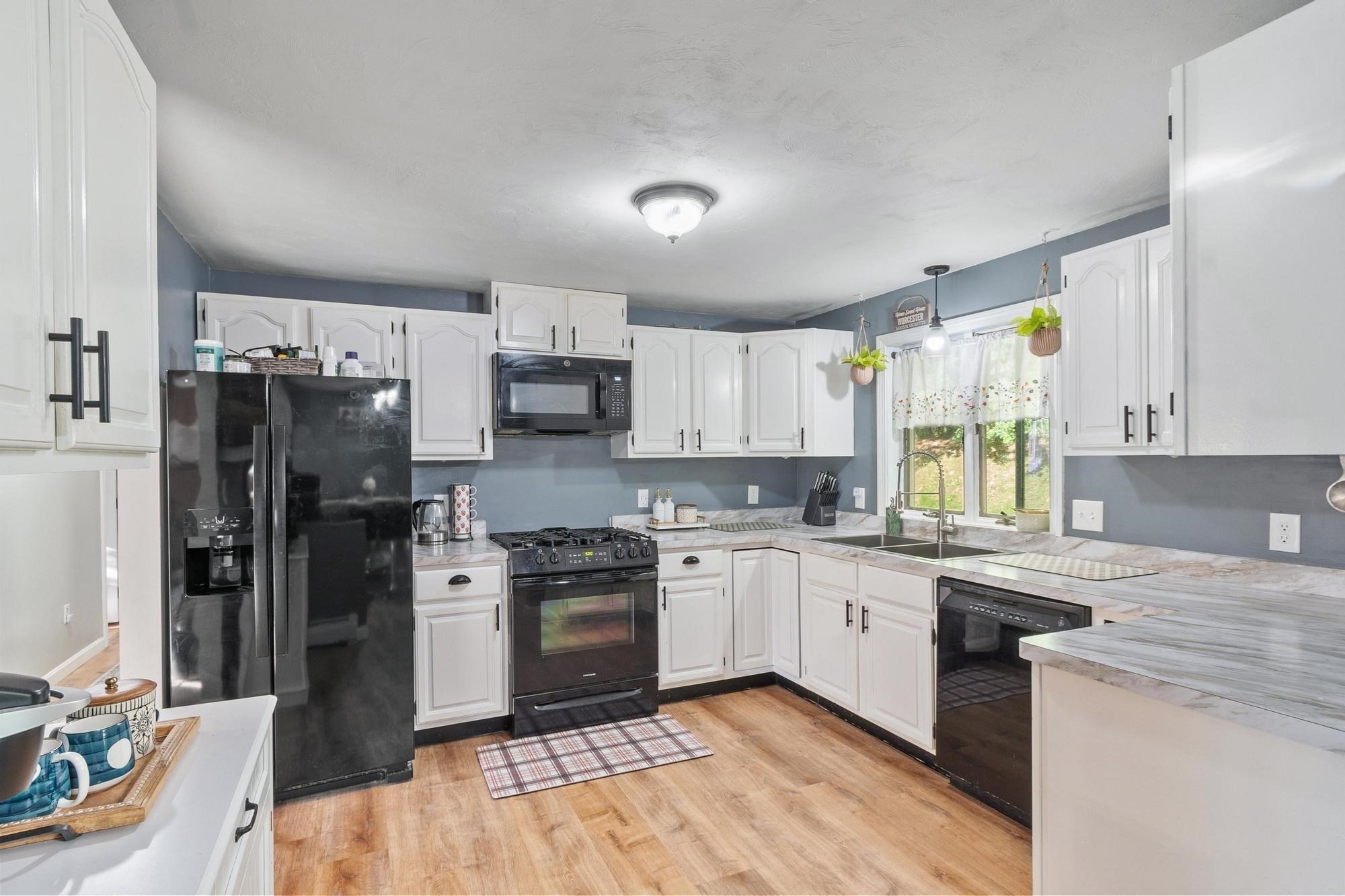 77 Darnell Road Property Photo 13