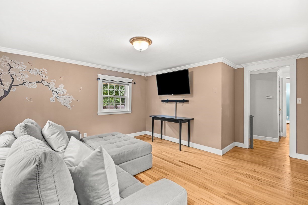 8 Moore Road Property Photo 14