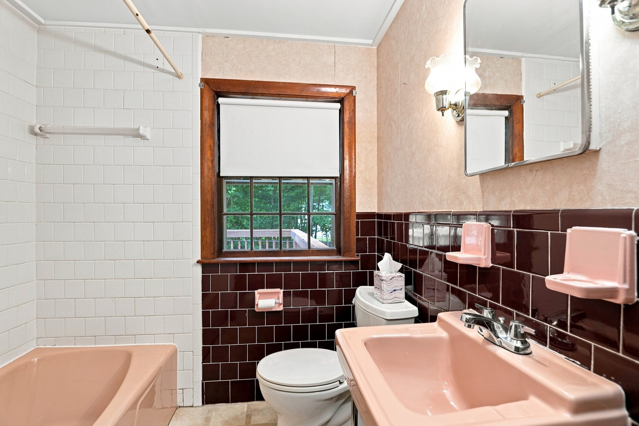 38 Millham St Property Photo 32