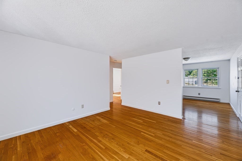 20 Beacon Ave # 3 Property Photo 8