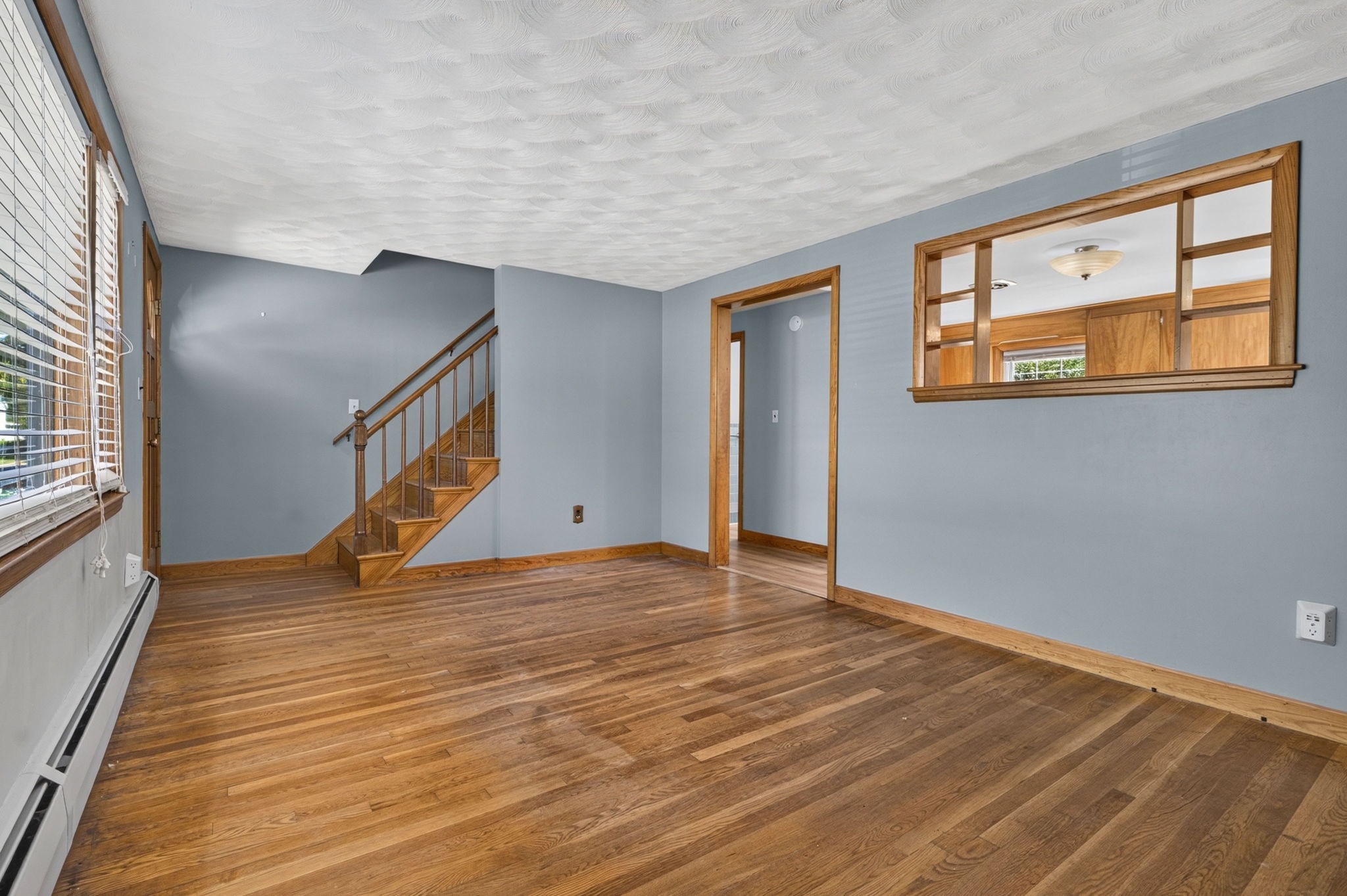 38 Park Ave Property Photo 4