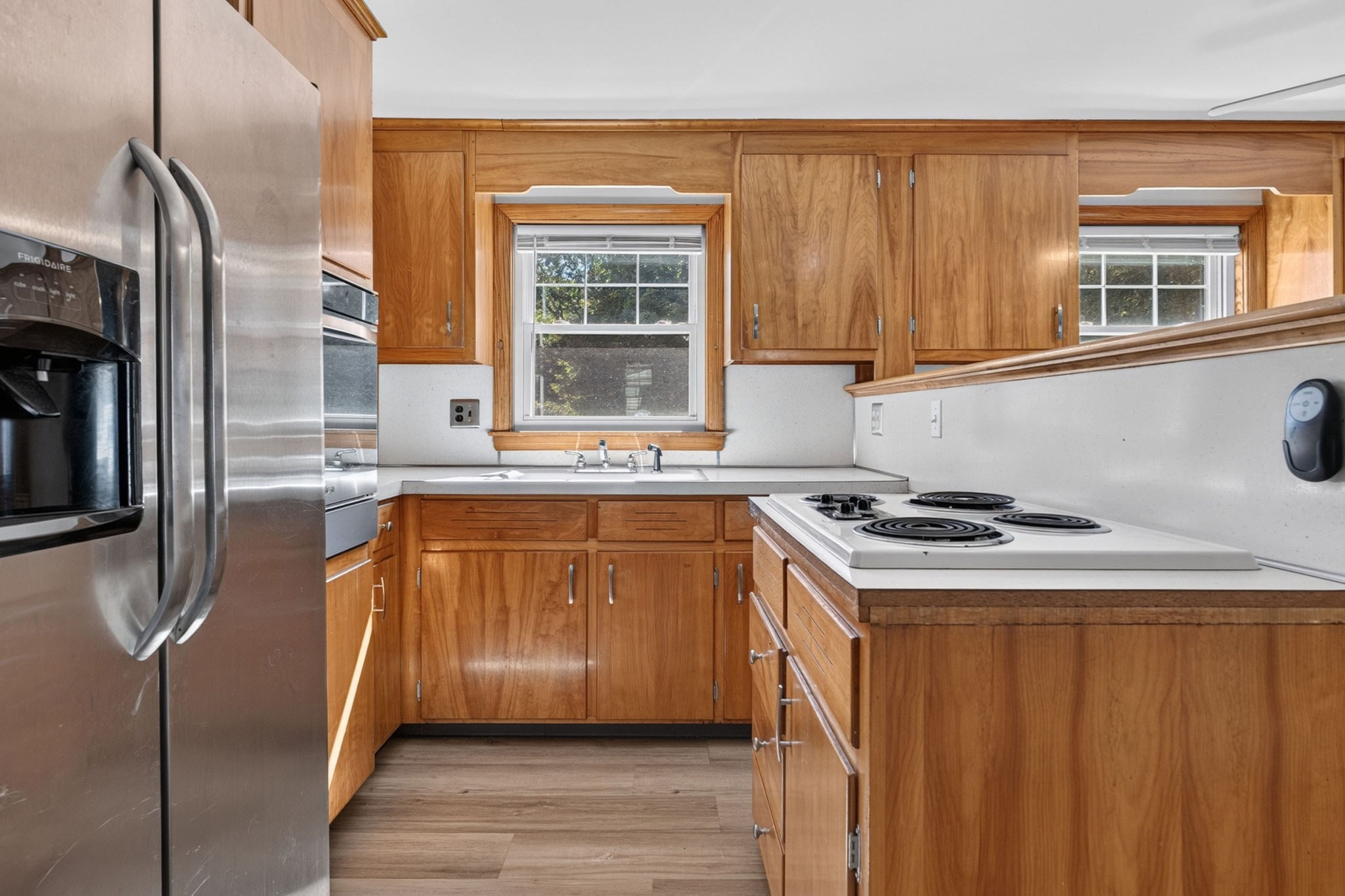 38 Park Ave Property Photo 6