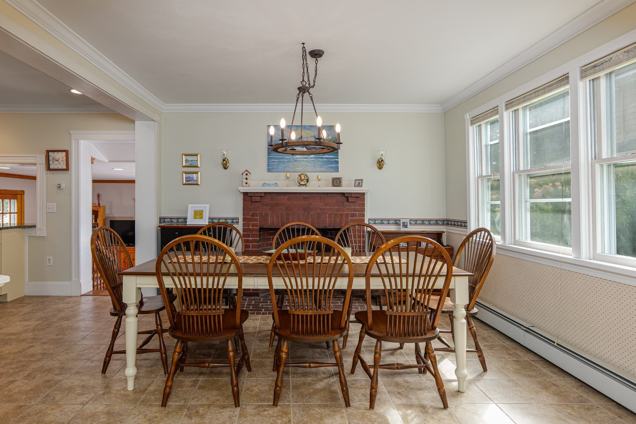 34 Fernwood Ave Property Photo 5