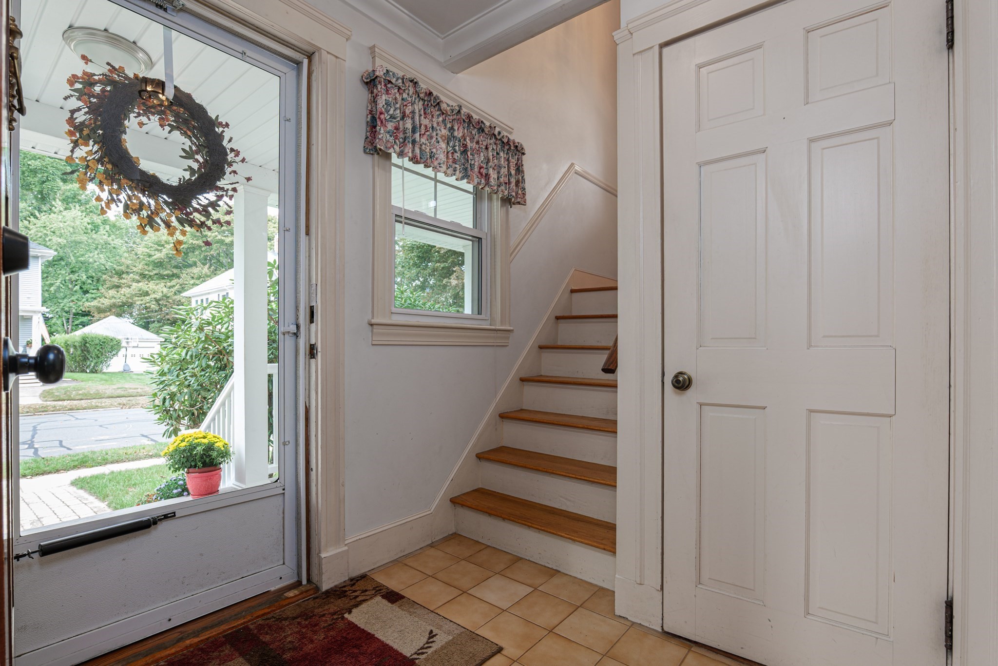 34 Fernwood Ave Property Photo 7