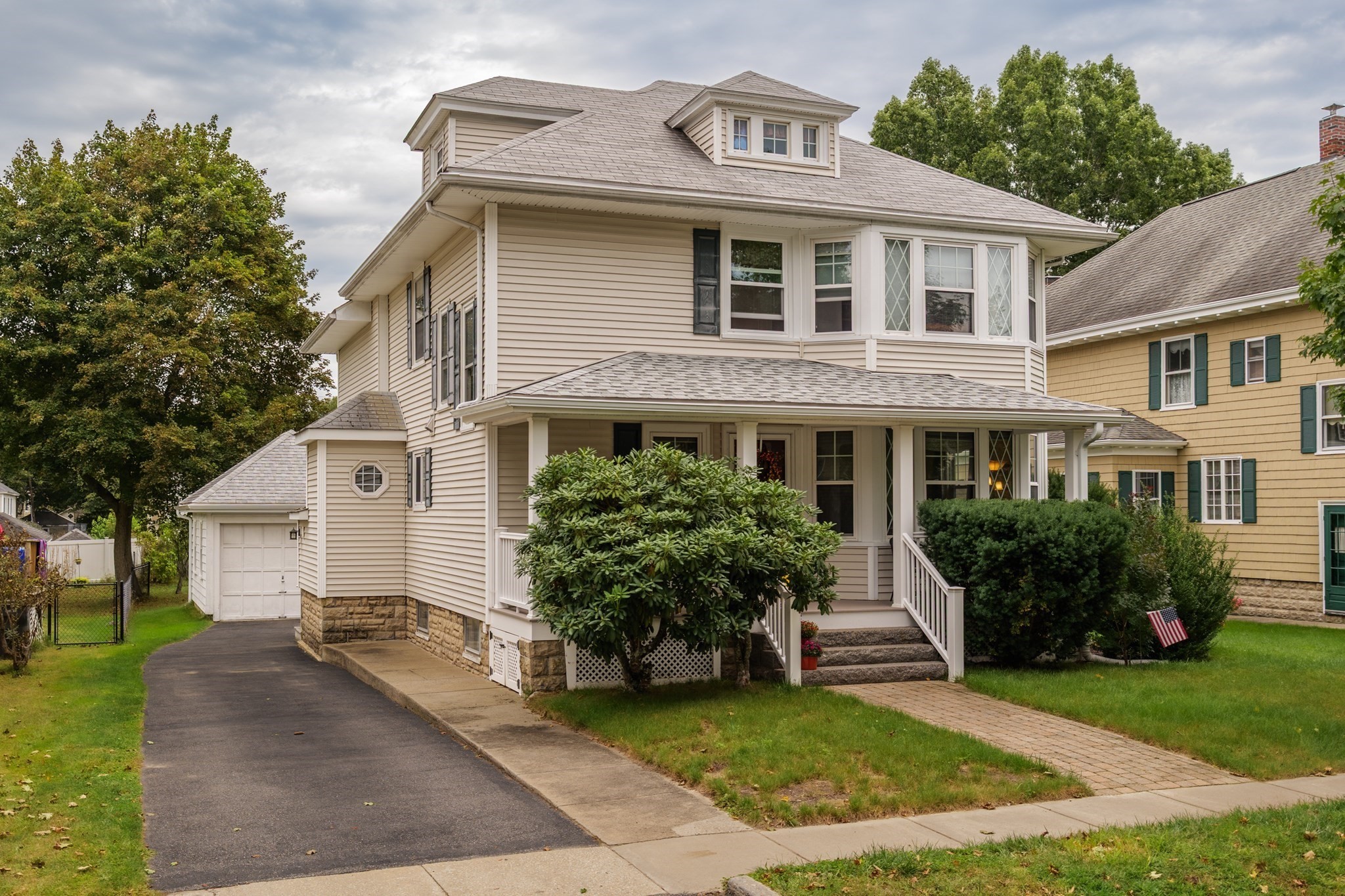 34 Fernwood Ave Property Photo 28