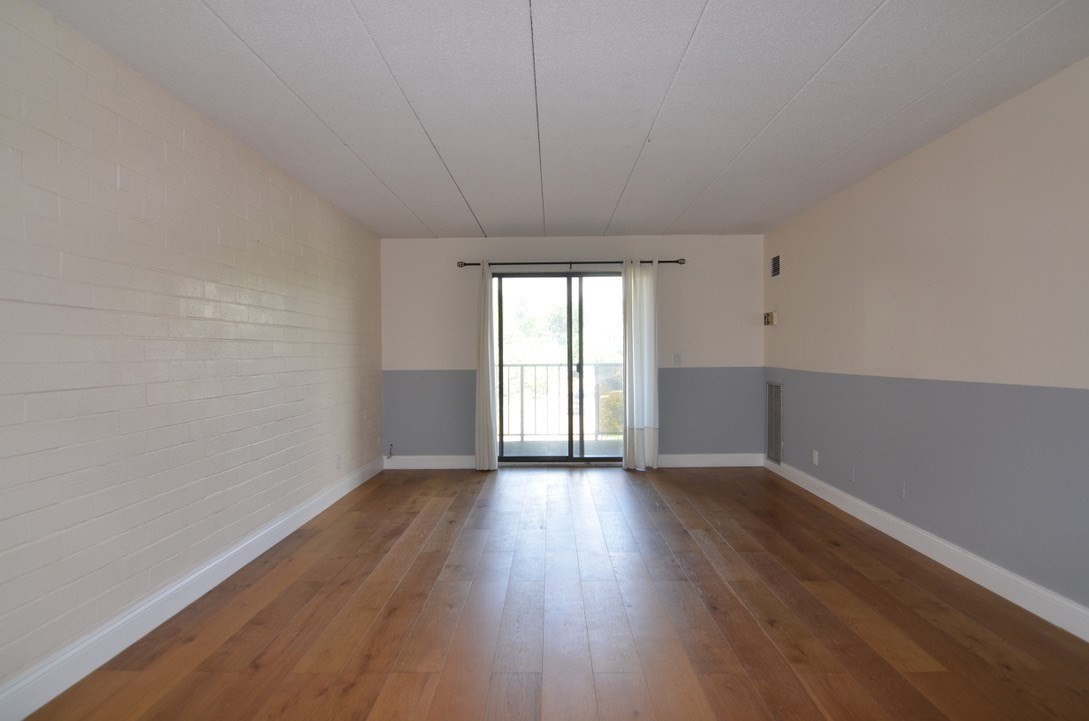 185 Quincy Shore Dr # 32 Property Photo 5