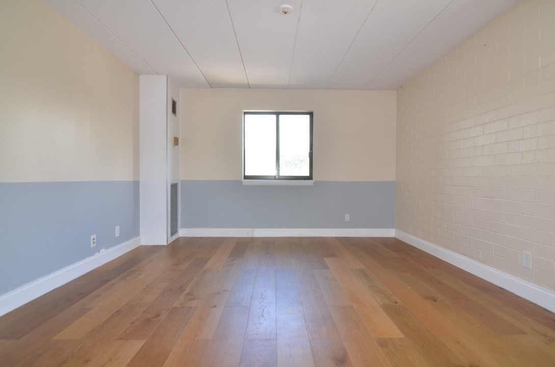 185 Quincy Shore Dr # 32 Property Photo 7