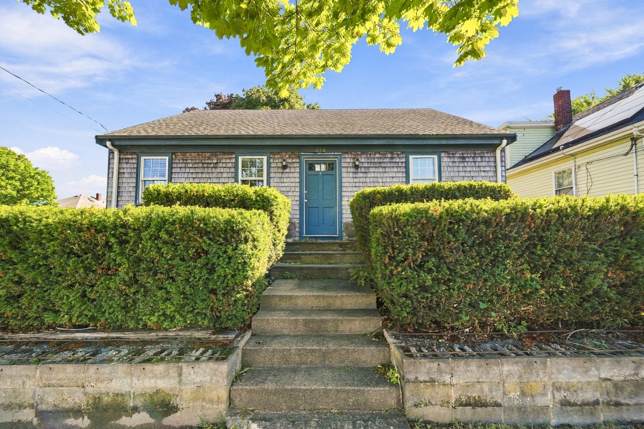 240 Irvington Property Photo 3