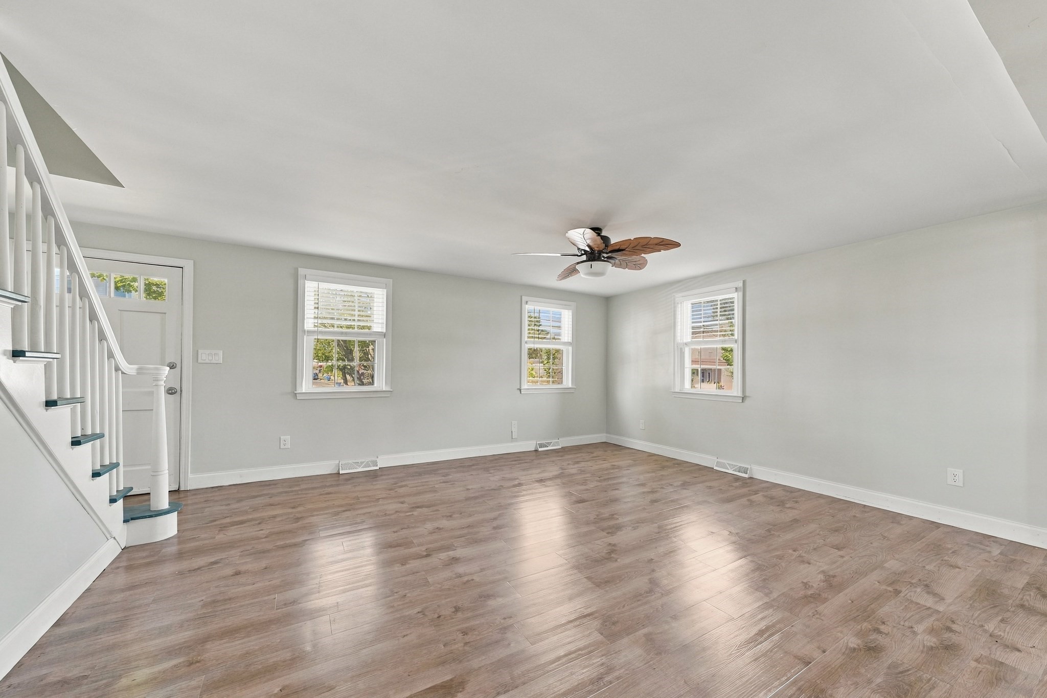 240 Irvington Property Photo 8