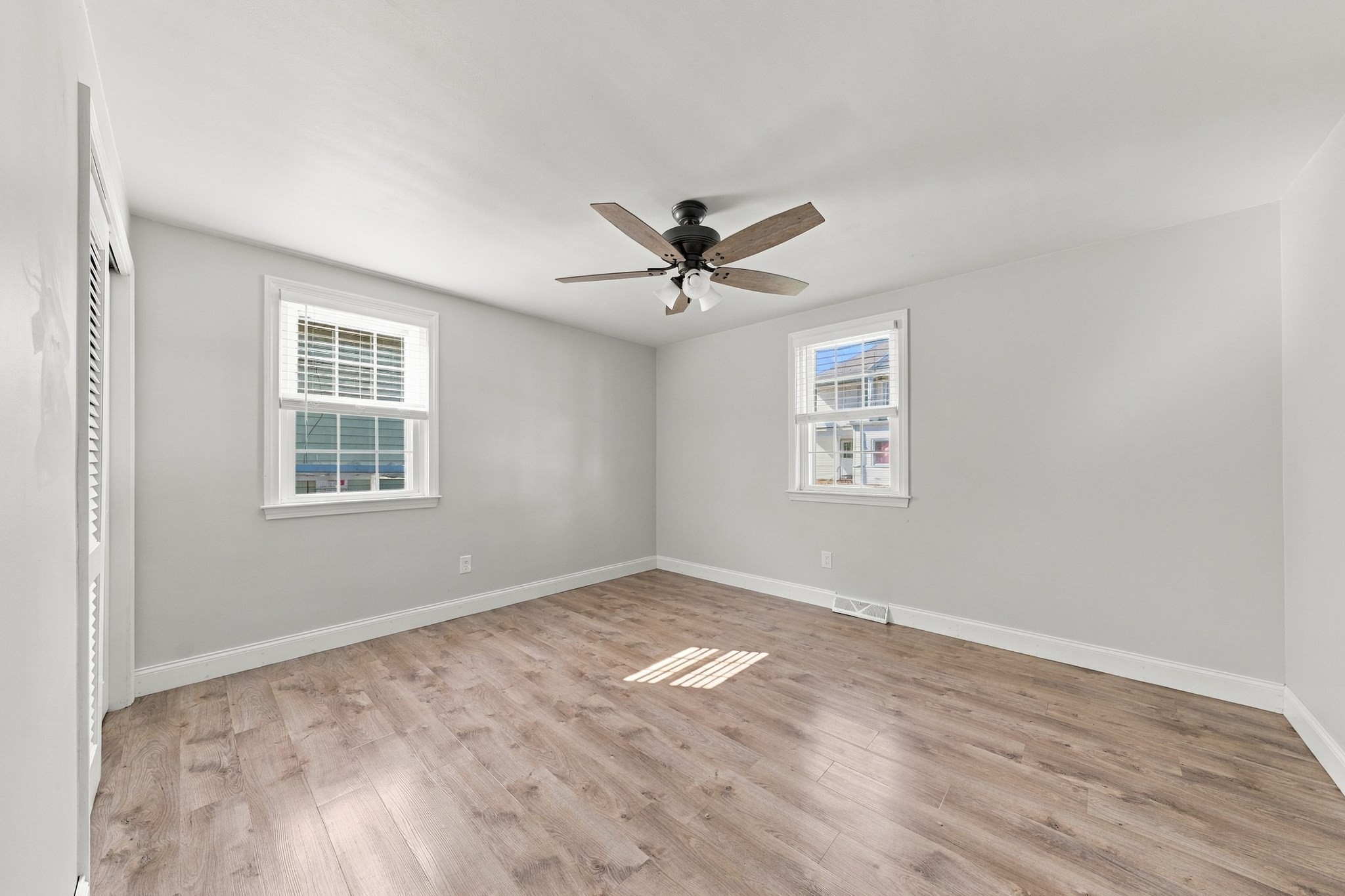 240 Irvington Property Photo 11