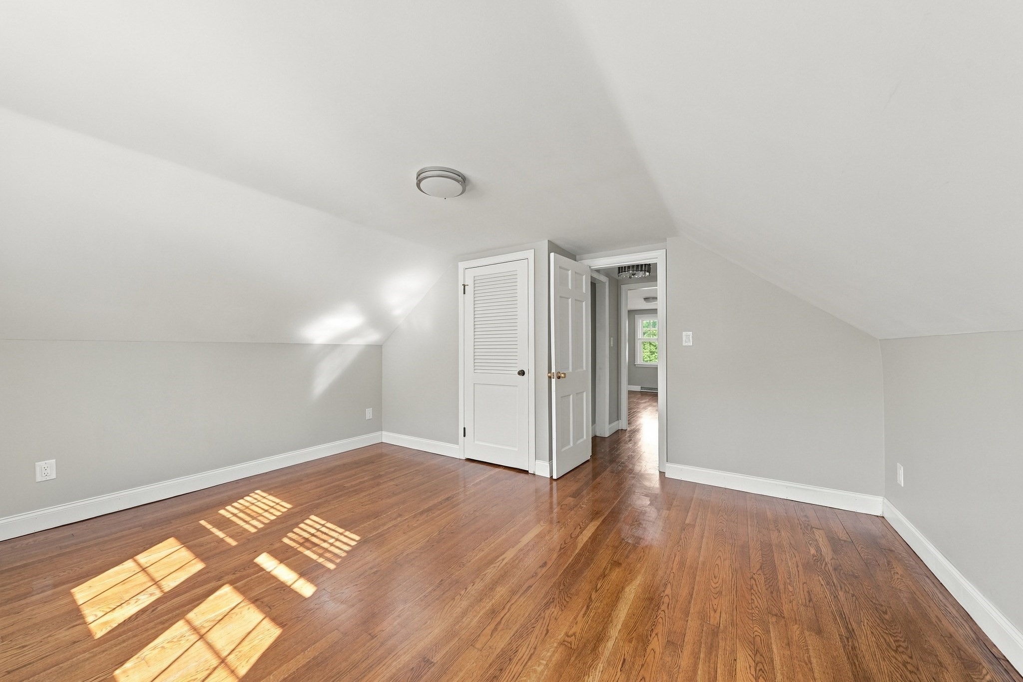 240 Irvington Property Photo 16