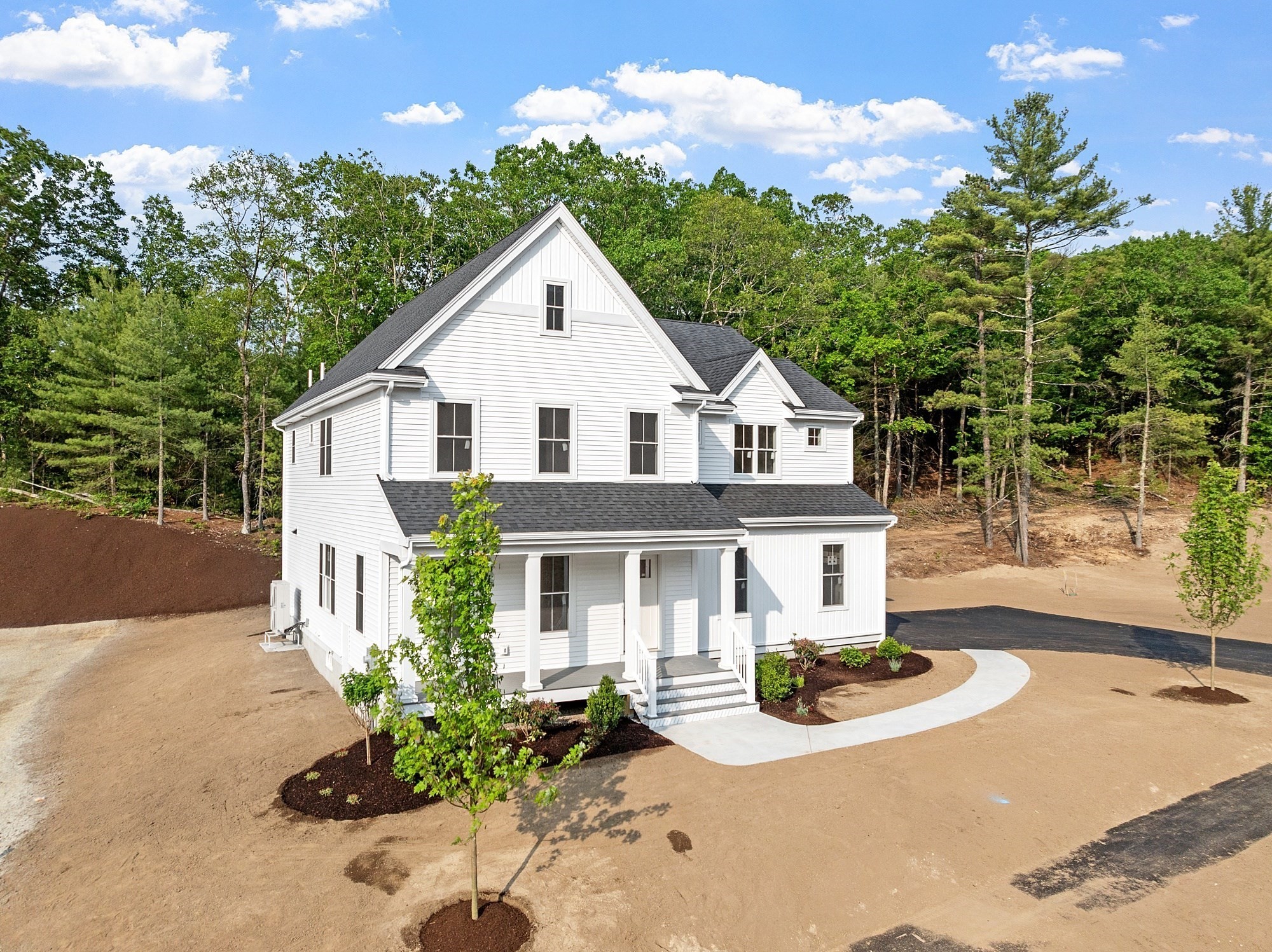 18 Waites Crossing Property Photo 2