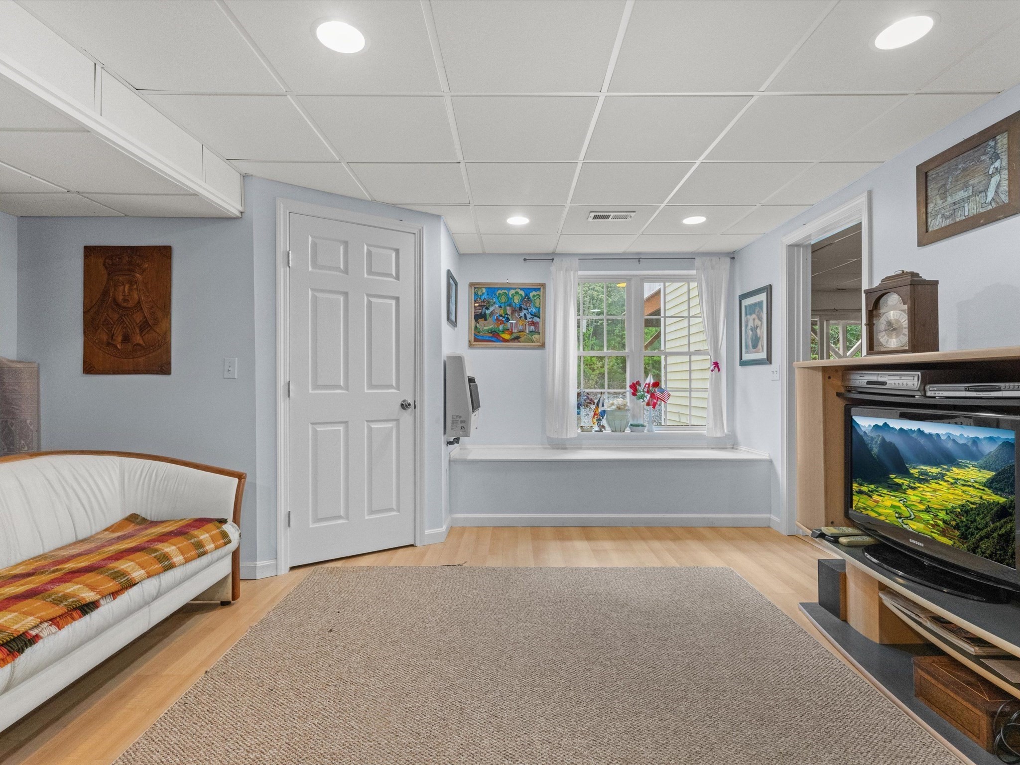 29 Coldspring Dr # B Property Photo 32
