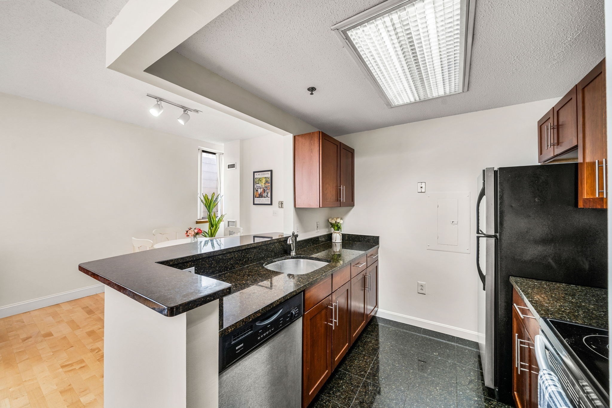 169 Monsignor O'brien Hwy # 305 Property Photo 8