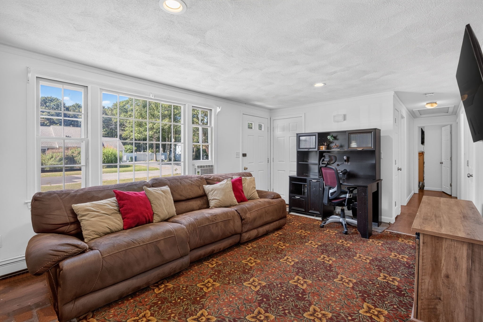 39 Kerrywood Dr Property Photo 4