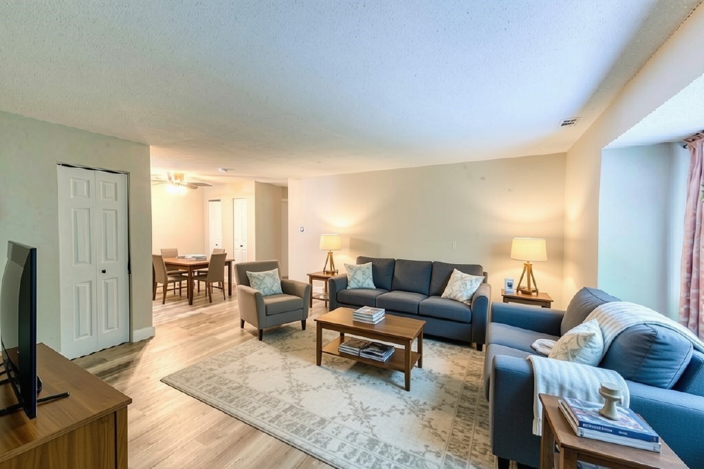 16 Thayer Pond Dr # 16 Property Photo 1