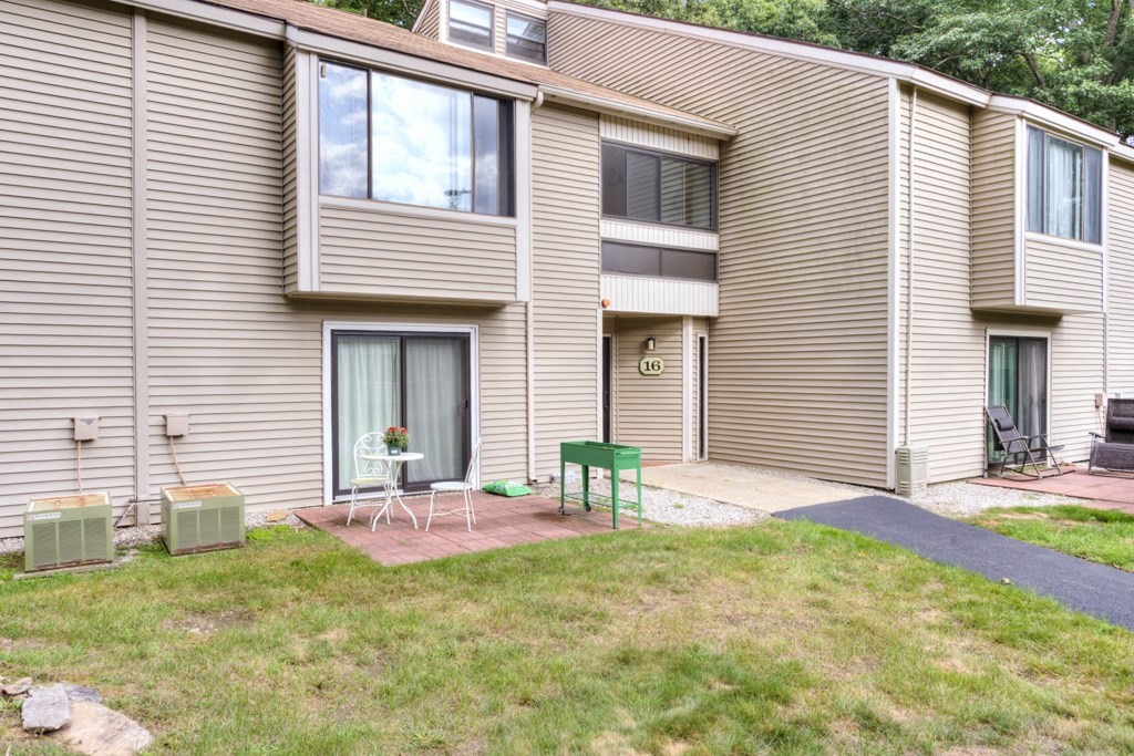 16 Thayer Pond Dr # 16 Property Photo 3