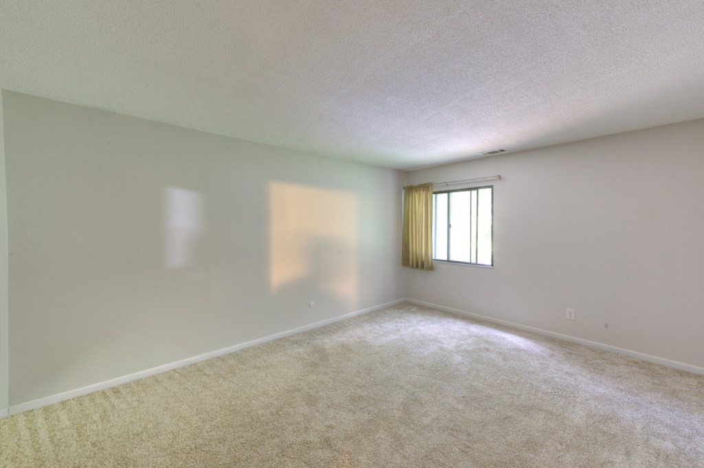 16 Thayer Pond Dr # 16 Property Photo 13