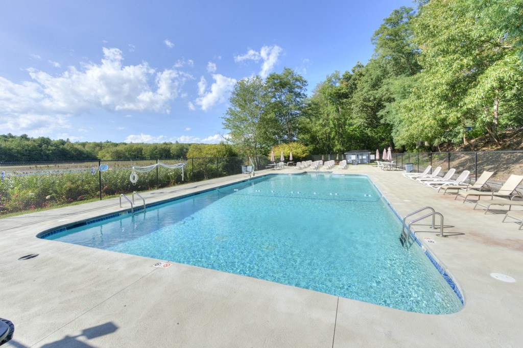 16 Thayer Pond Dr # 16 Property Photo 22