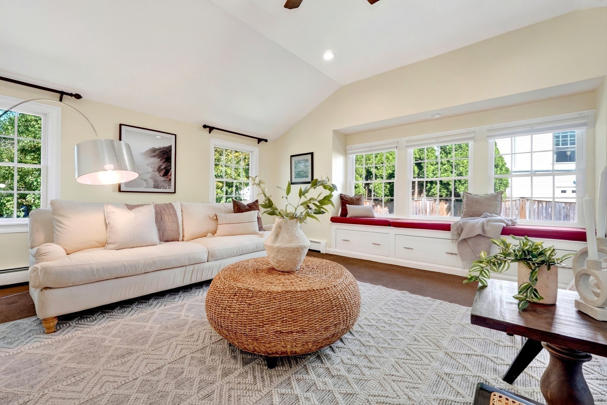8 Sunnyfield Road Property Photo 8