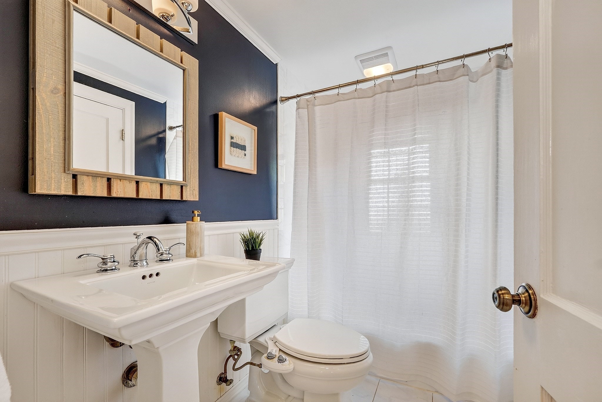 8 Sunnyfield Road Property Photo 16