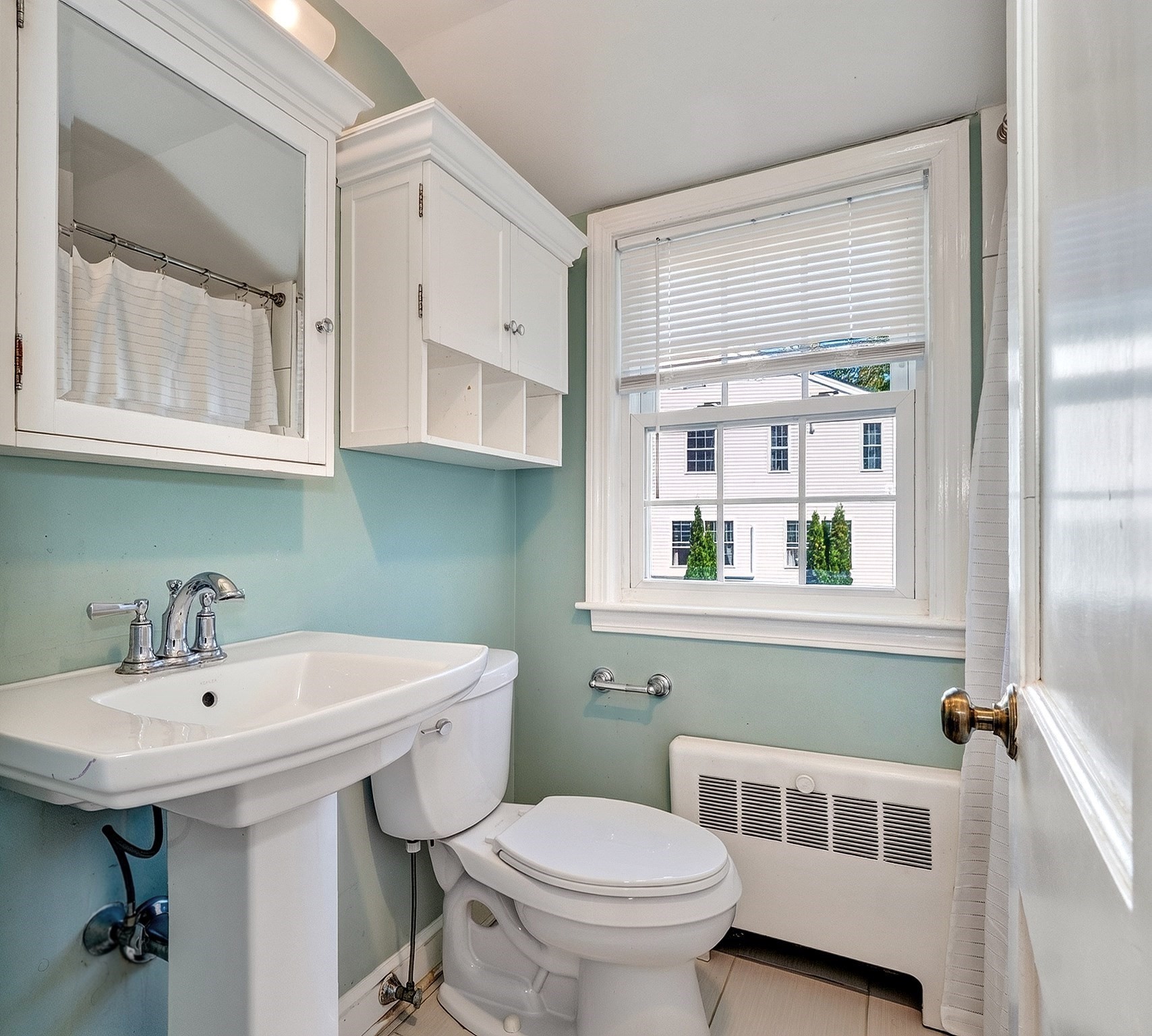 8 Sunnyfield Road Property Photo 18