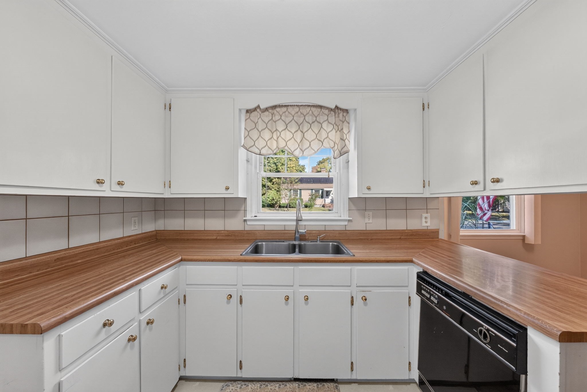 63 Burton Terrace Property Photo 14