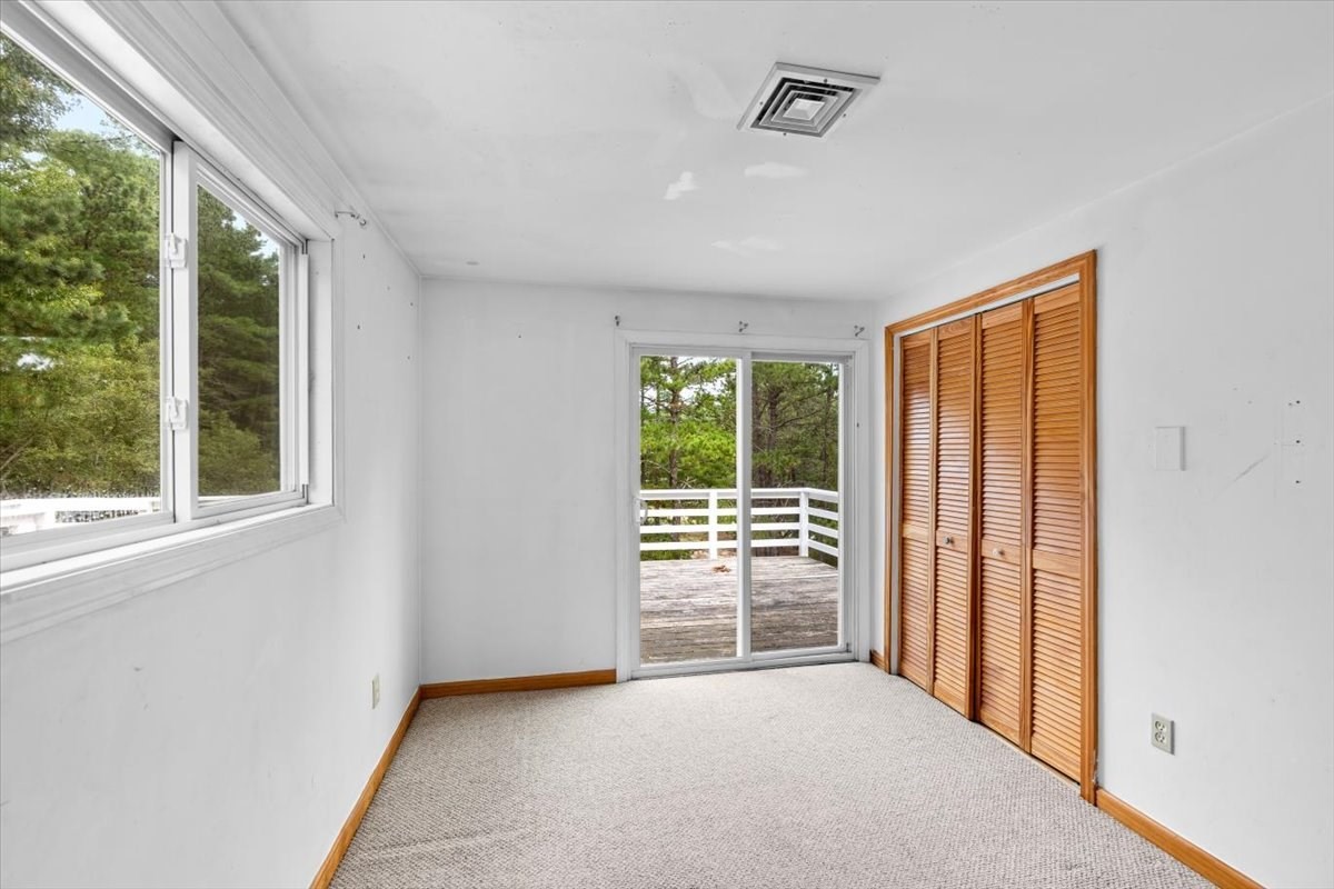 21 Surrey Ln # 21 Property Photo 12