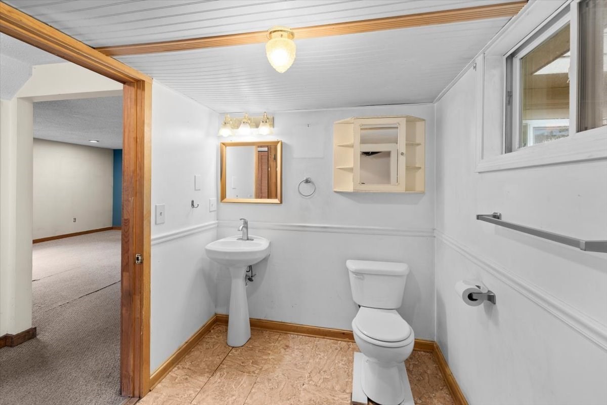 21 Surrey Ln # 21 Property Photo 14