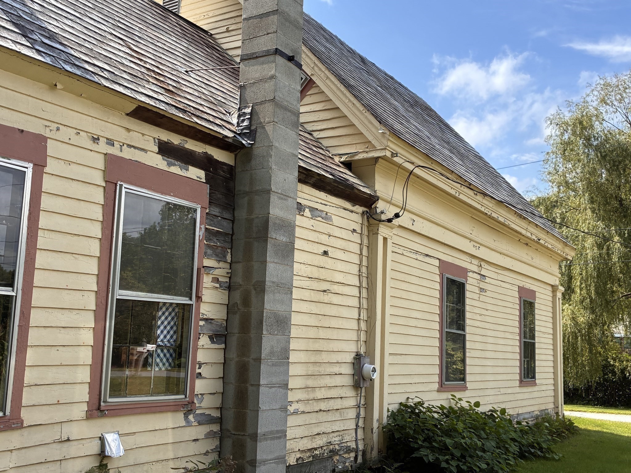 9 River St Property Photo 7