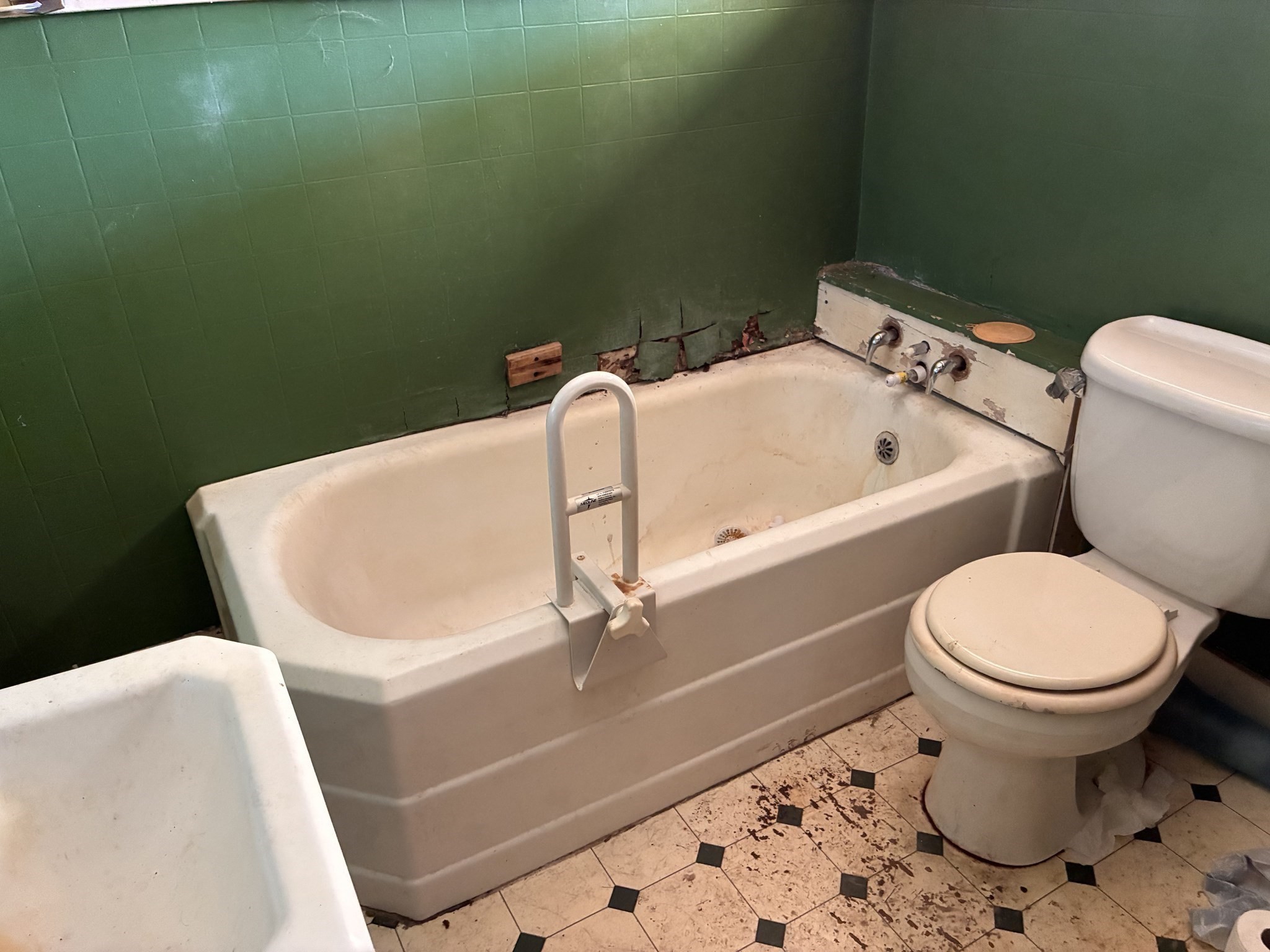 9 River St Property Photo 21