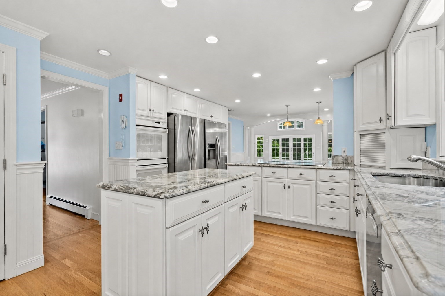 9 Eisenhower Circle Property Photo 8