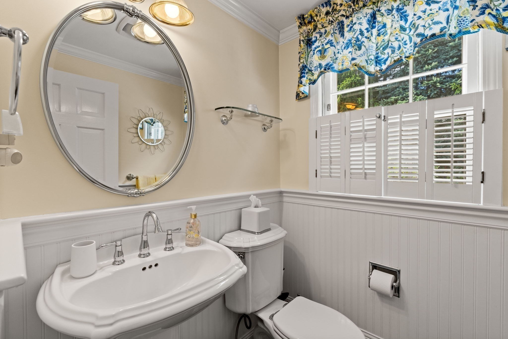 9 Eisenhower Circle Property Photo 11