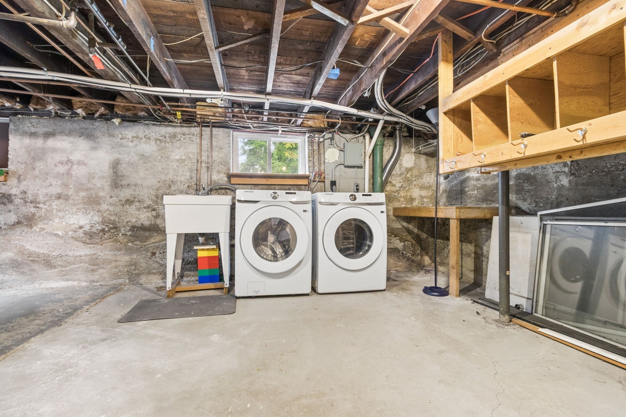 15 Woodbine Ter Property Photo 18