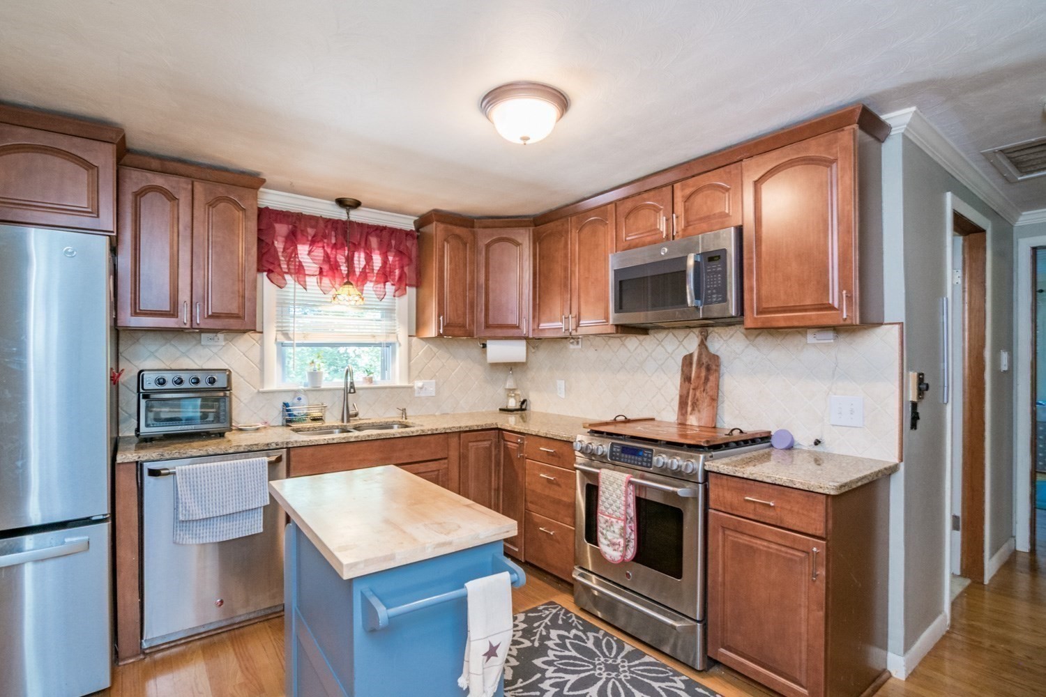262 Cooper Street Property Photo 6