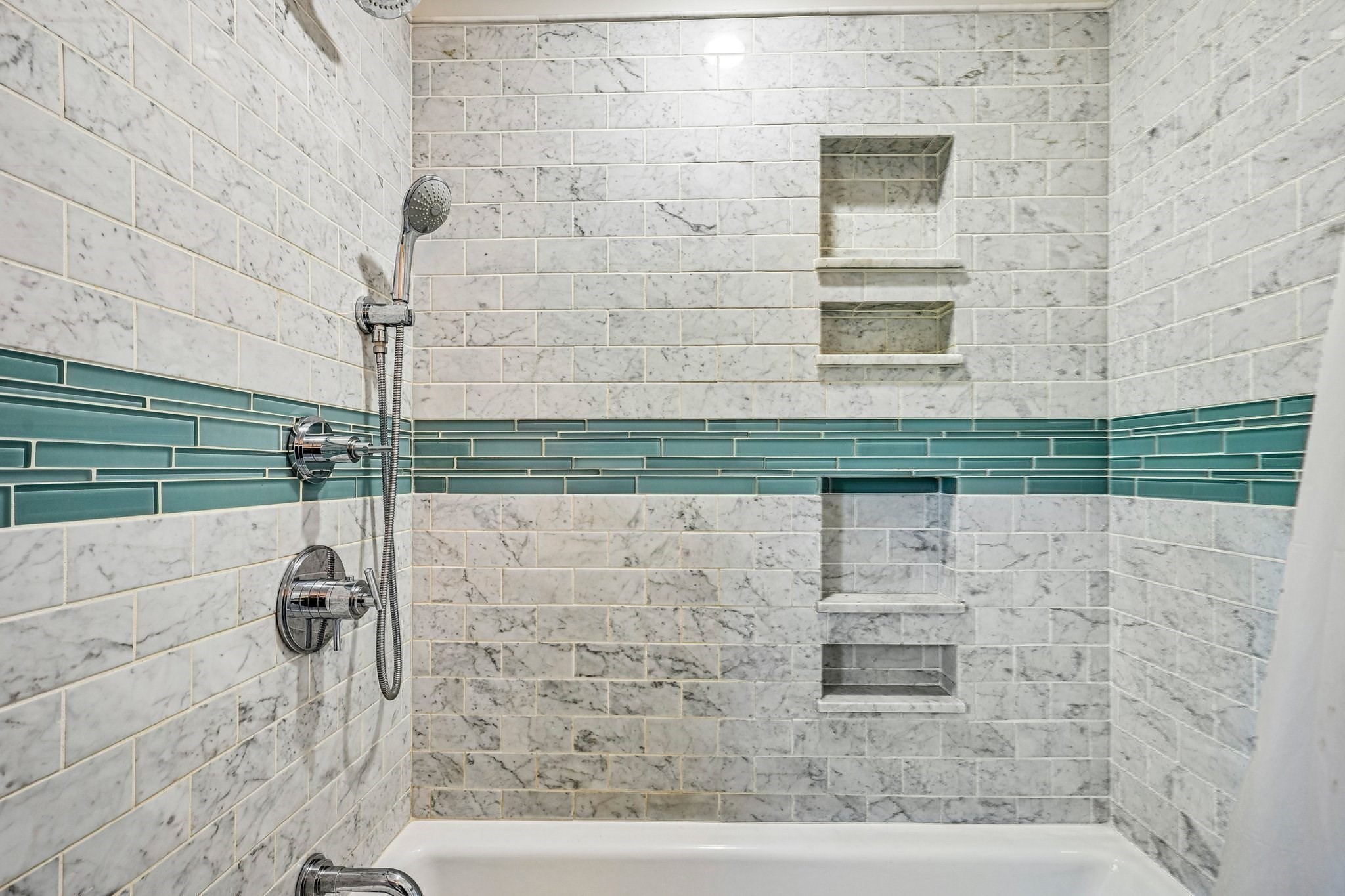 155 Auburndale Ave Property Photo 24