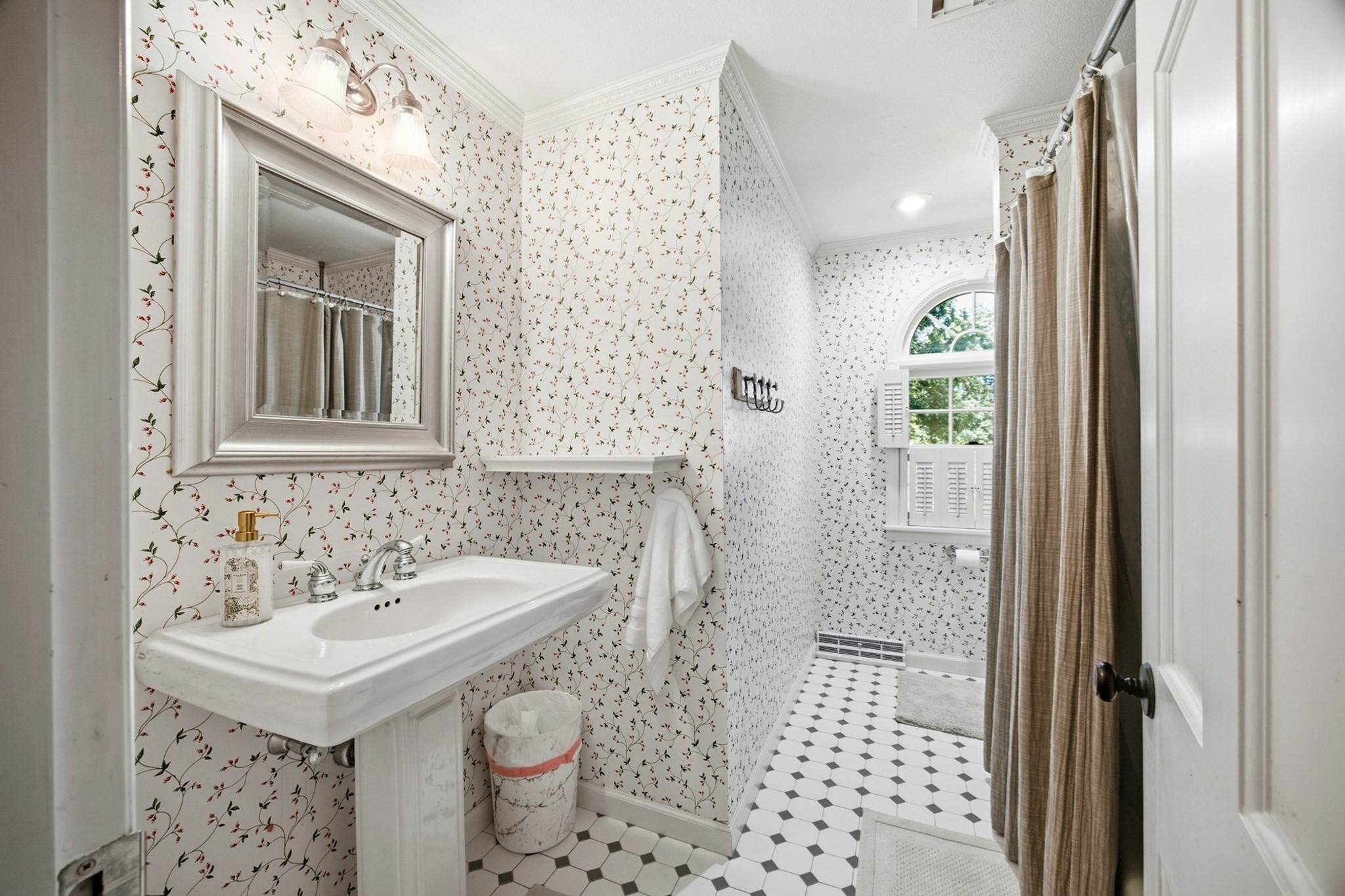 64 Cambridge Cir Property Photo 33