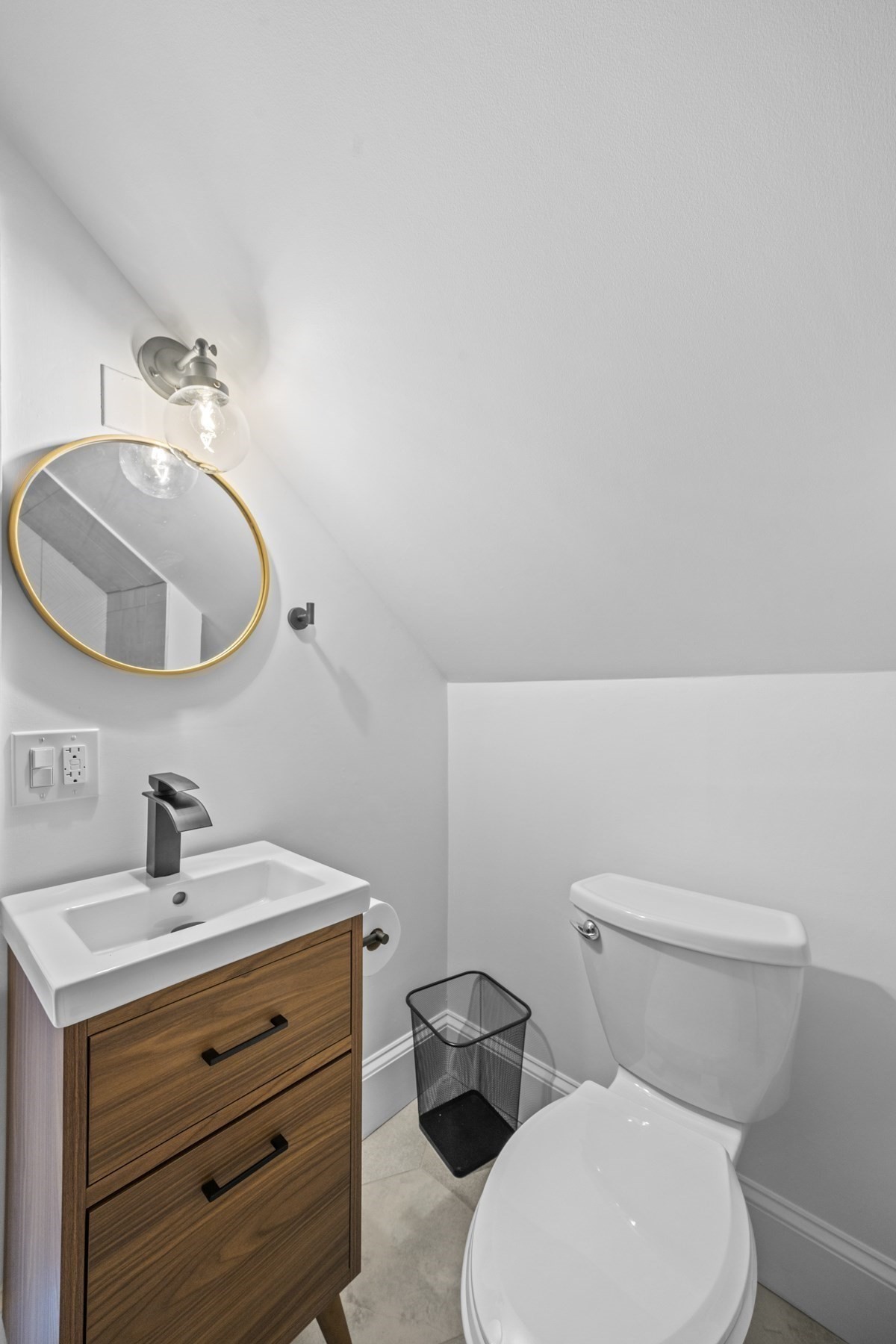 33 Broadway # 3 Property Photo 10