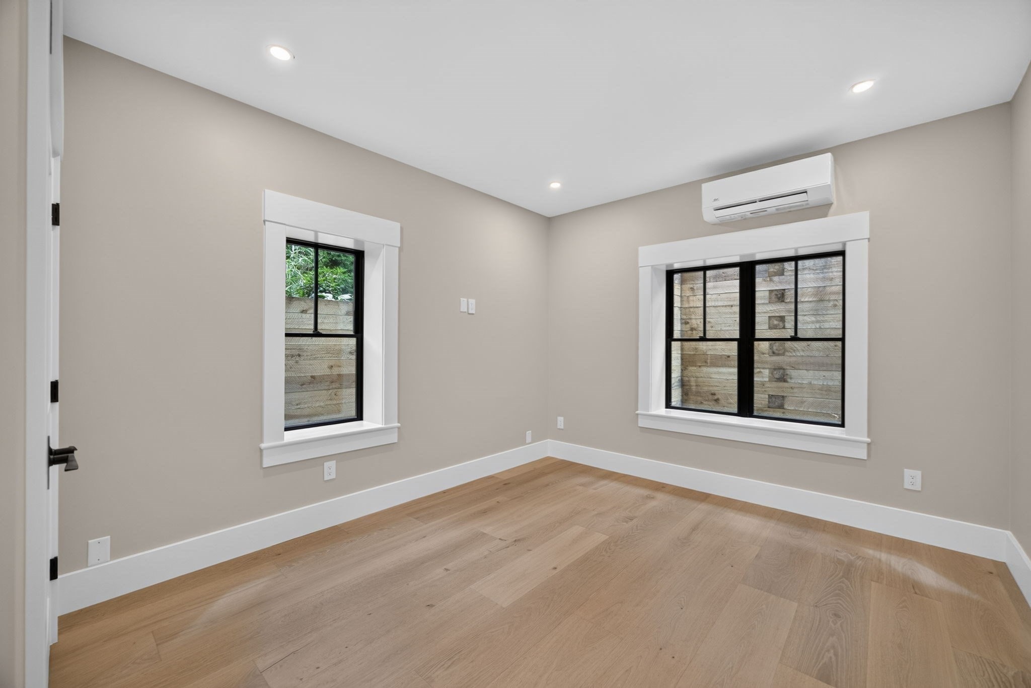 8a Willow Drive Property Photo 29