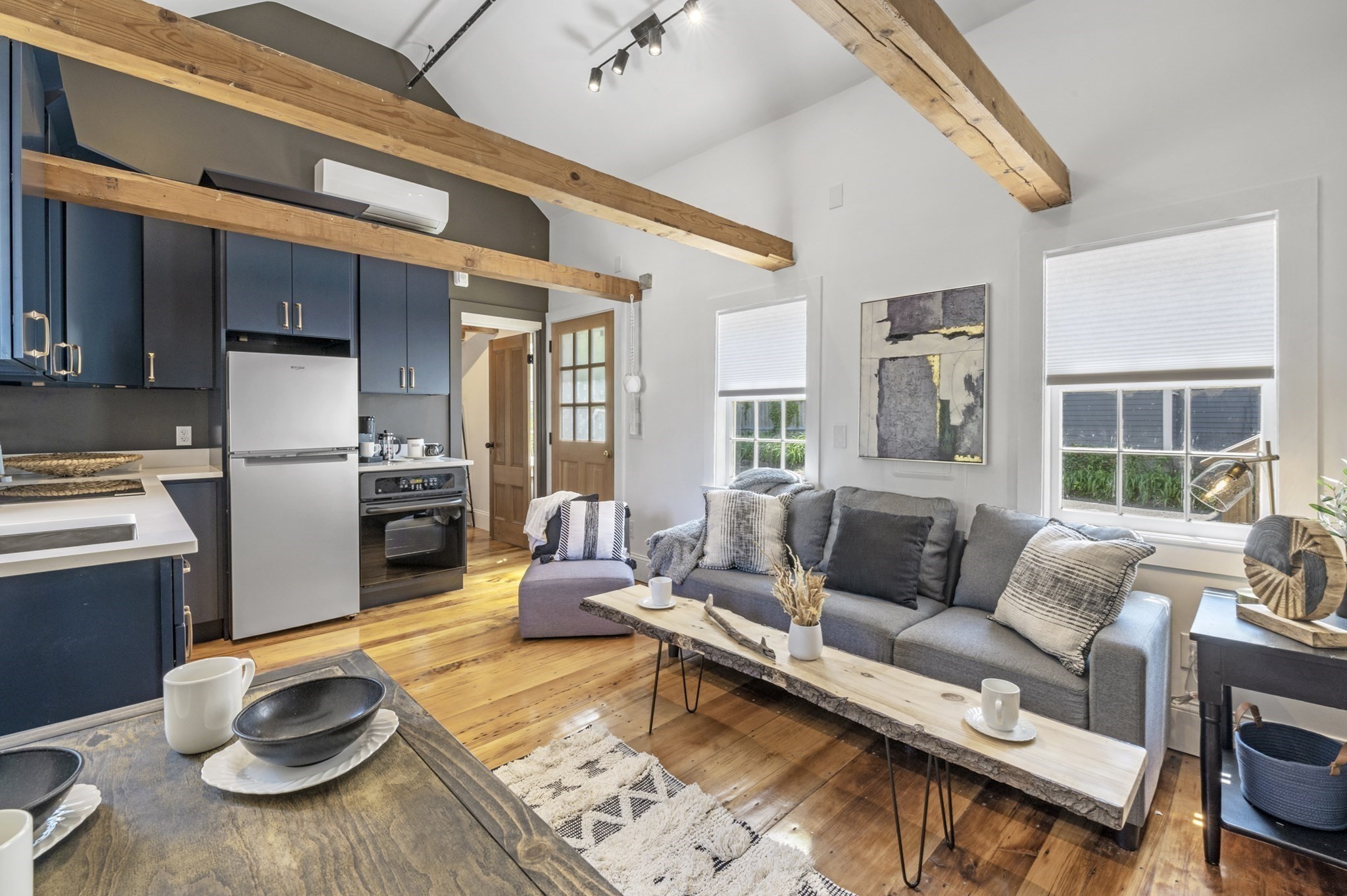 33 Broadway # 4 Property Photo 6