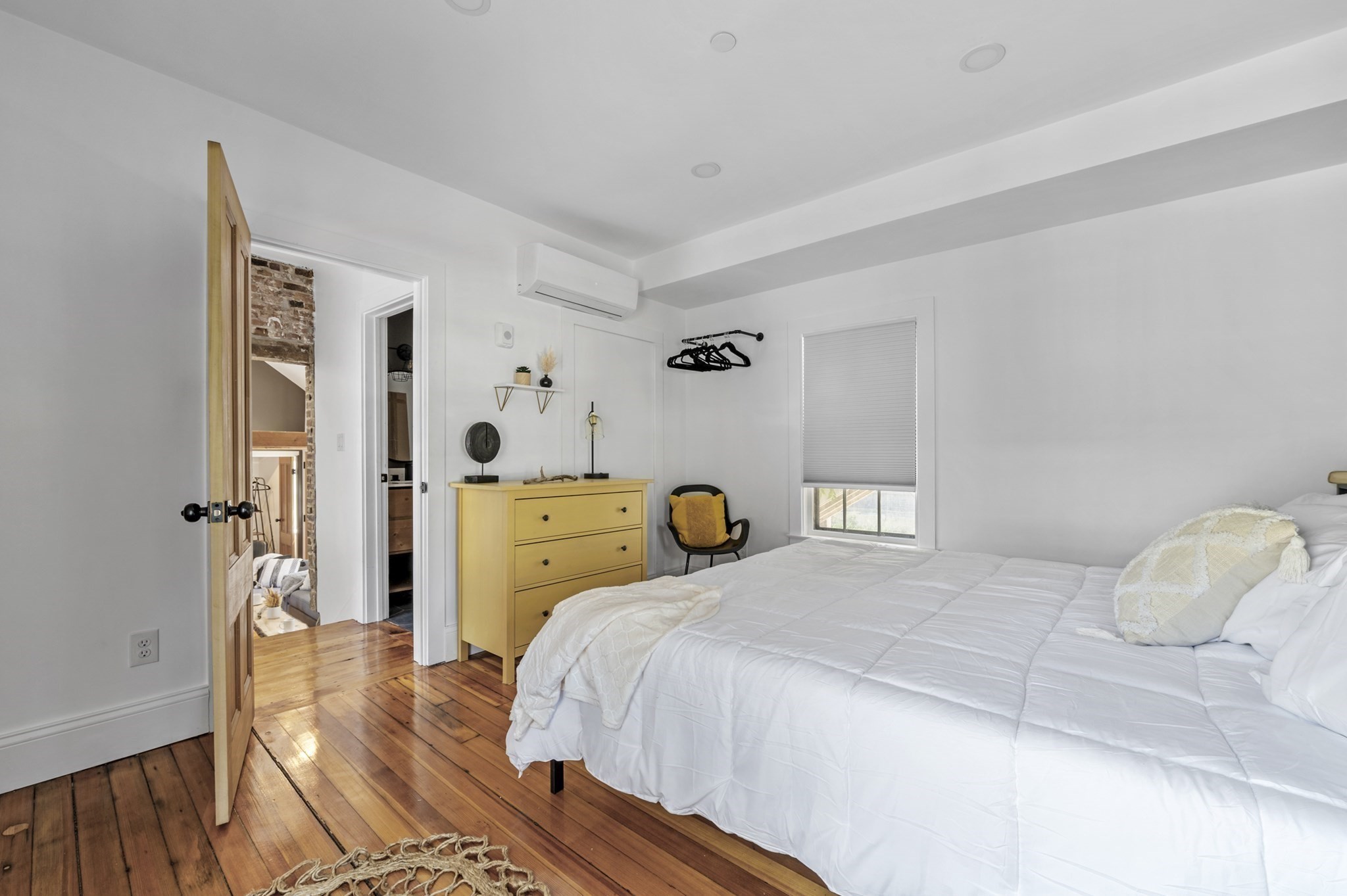 33 Broadway # 4 Property Photo 13
