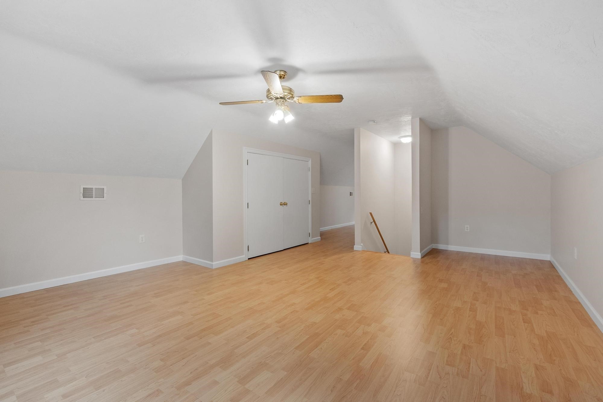 41 Gold St. Property Photo 10