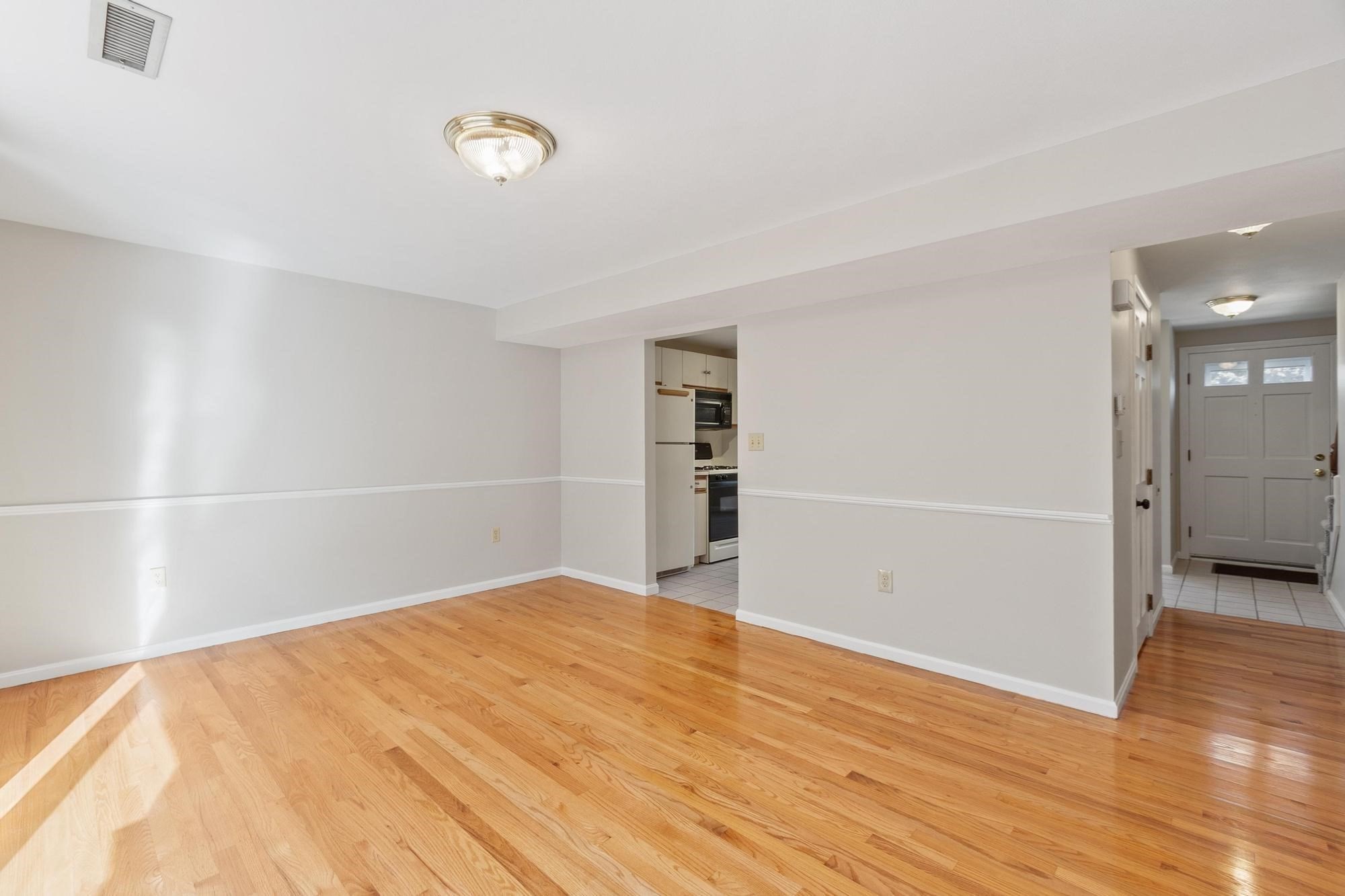 6 Brandee # 6 Property Photo 18