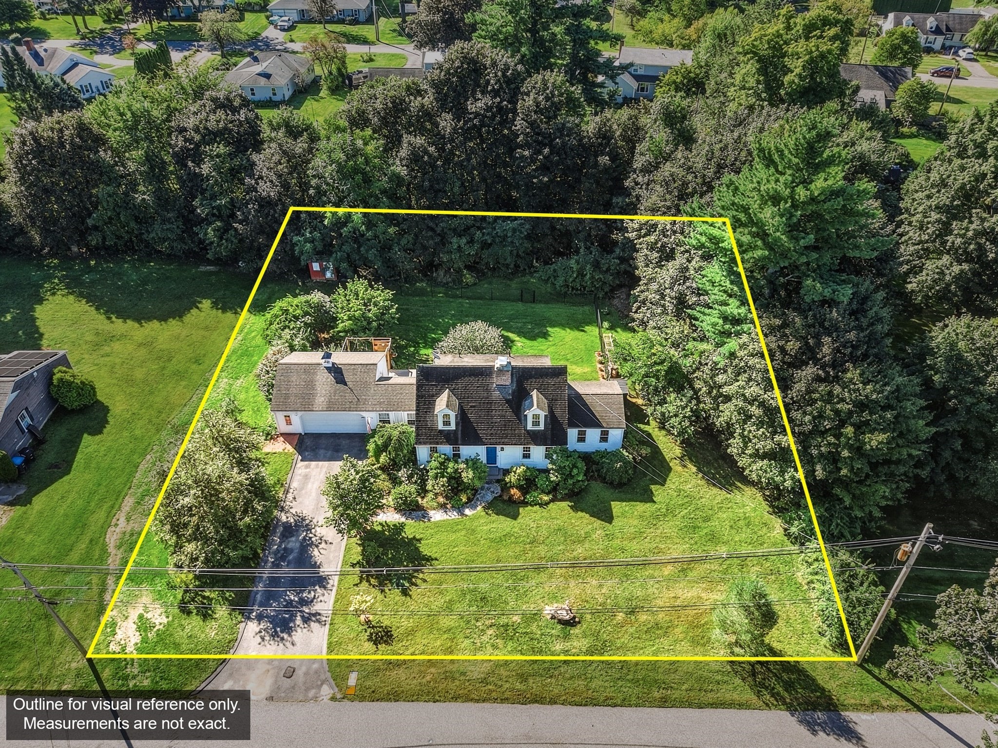 16 Hunting Lane Property Photo 4