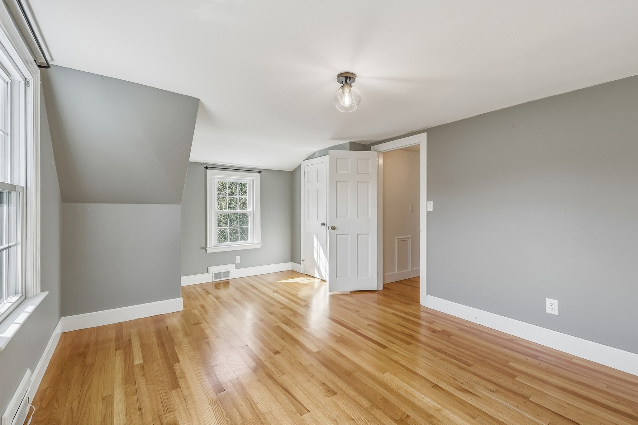 16 Hunting Lane Property Photo 28