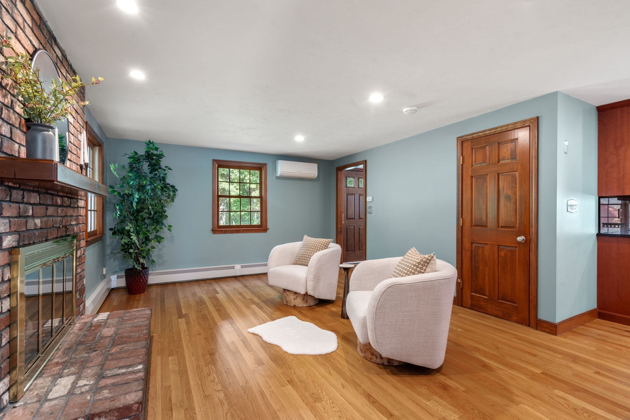 681 High Street Property Photo 12