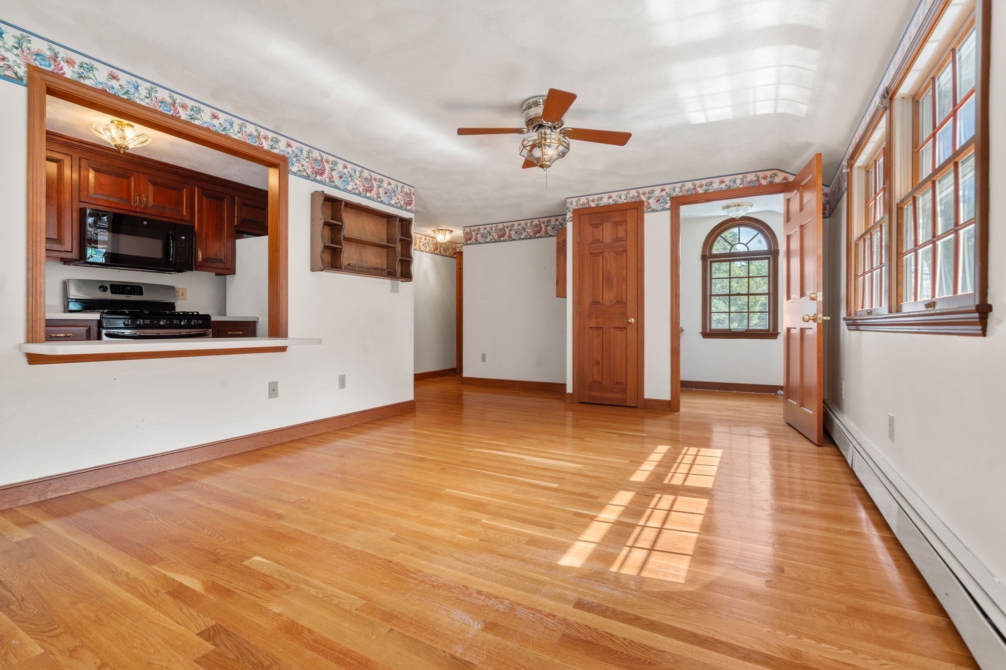 681 High Street Property Photo 25