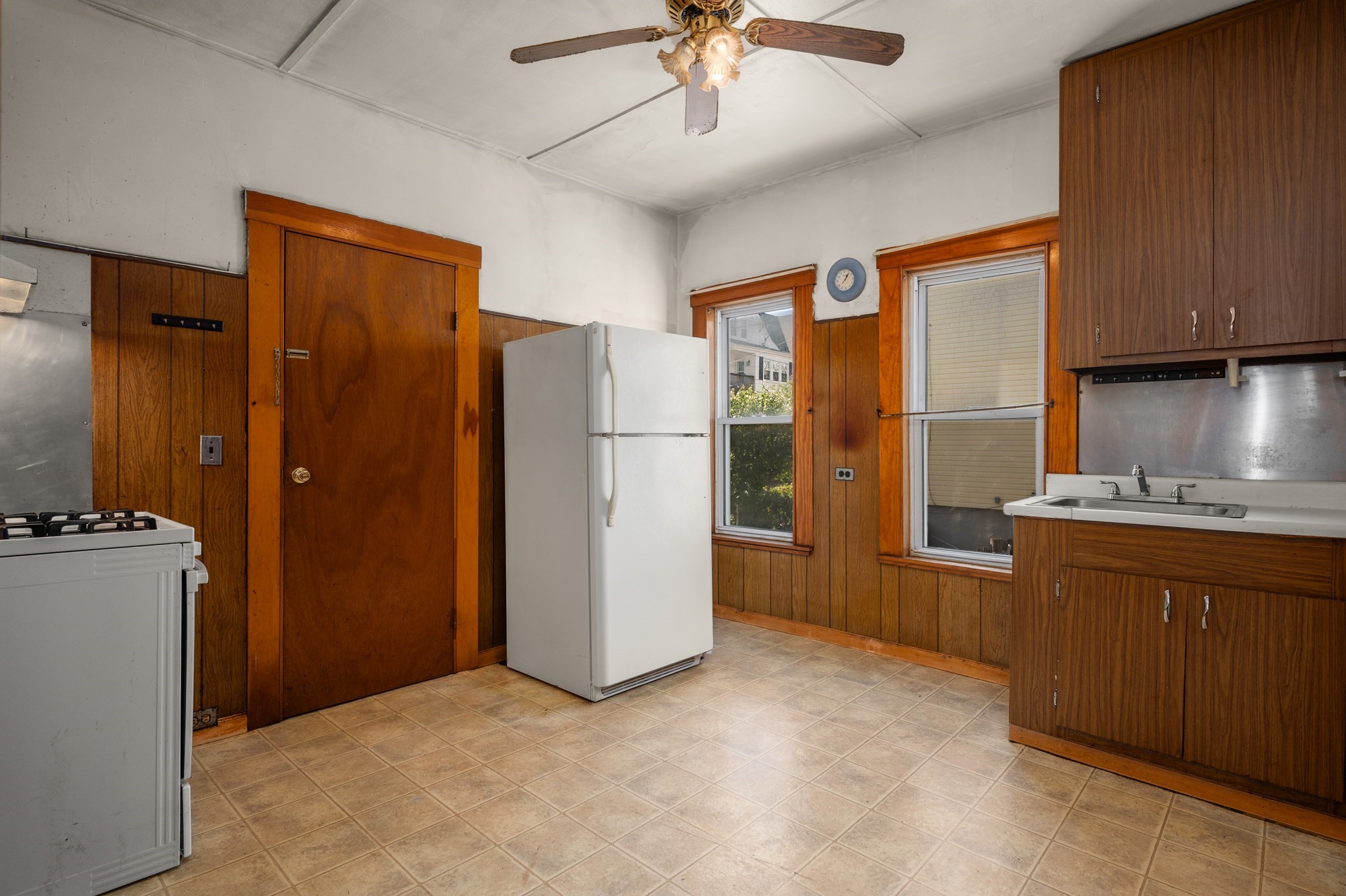 38 Clayton St Property Photo 27
